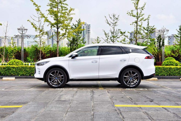 Top 10 Best Selling New Energy Vehicles In China-BYD Don DM